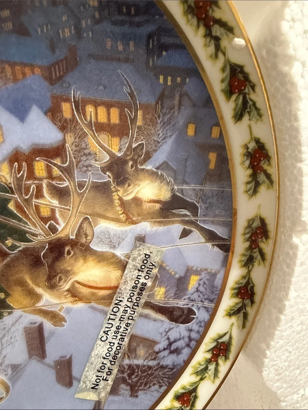 Avon 2003 Collector Plate - 22K gold rim